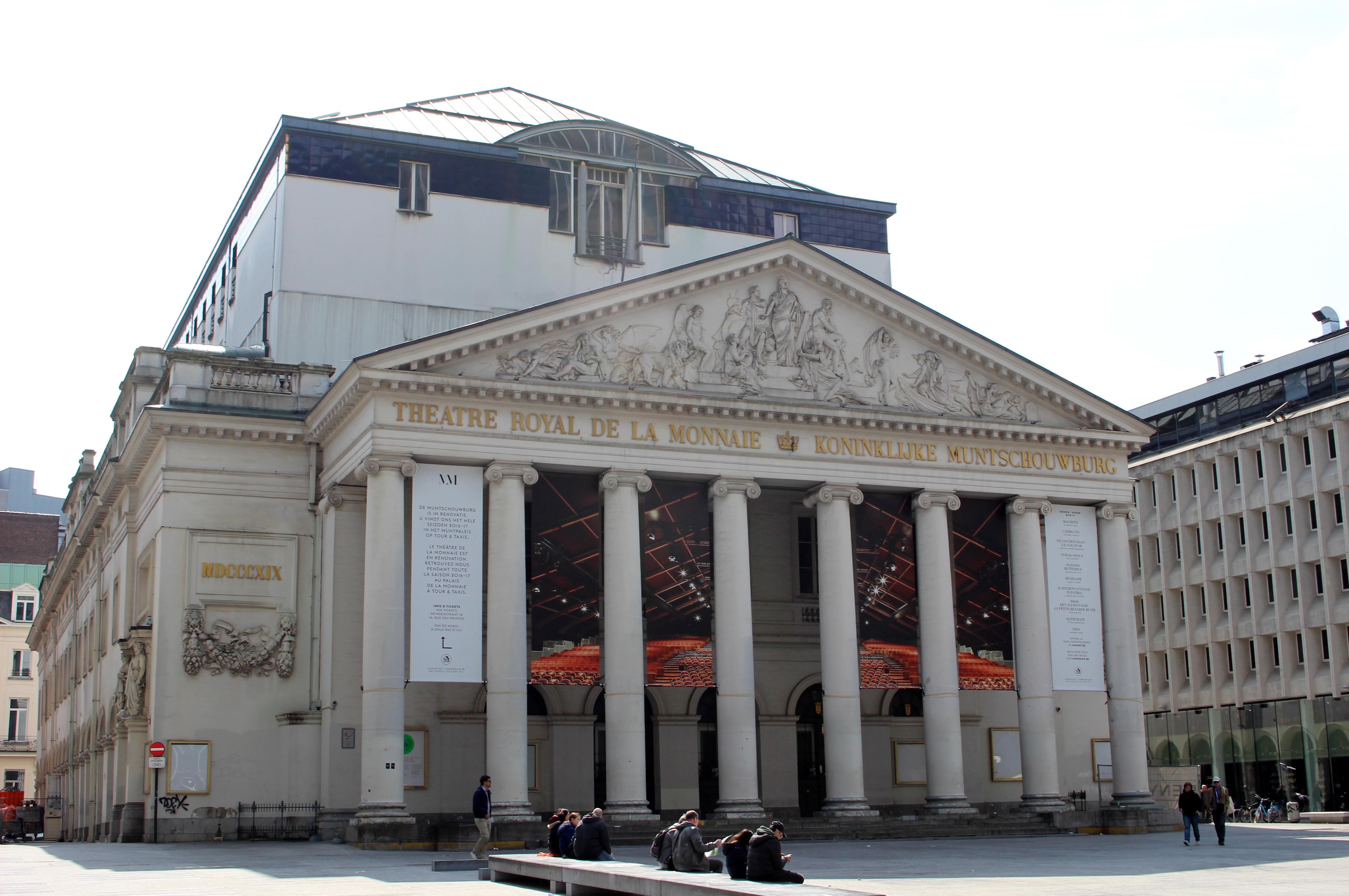 BRUKSELA: Świat Opery i Teatru – Opera La Monnaie “HUGENOCI”, 24 – 27 czerwca 2022